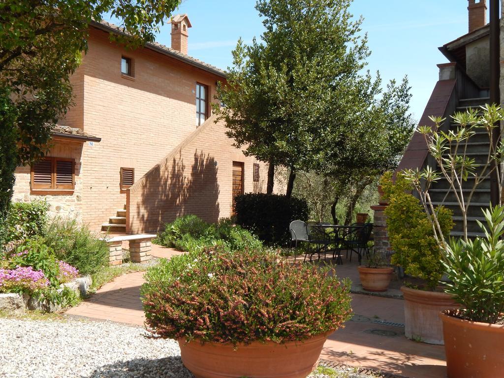 Fullino Nero Rta - Residenza Turistico Alberghiera Siena Exteriér fotografie