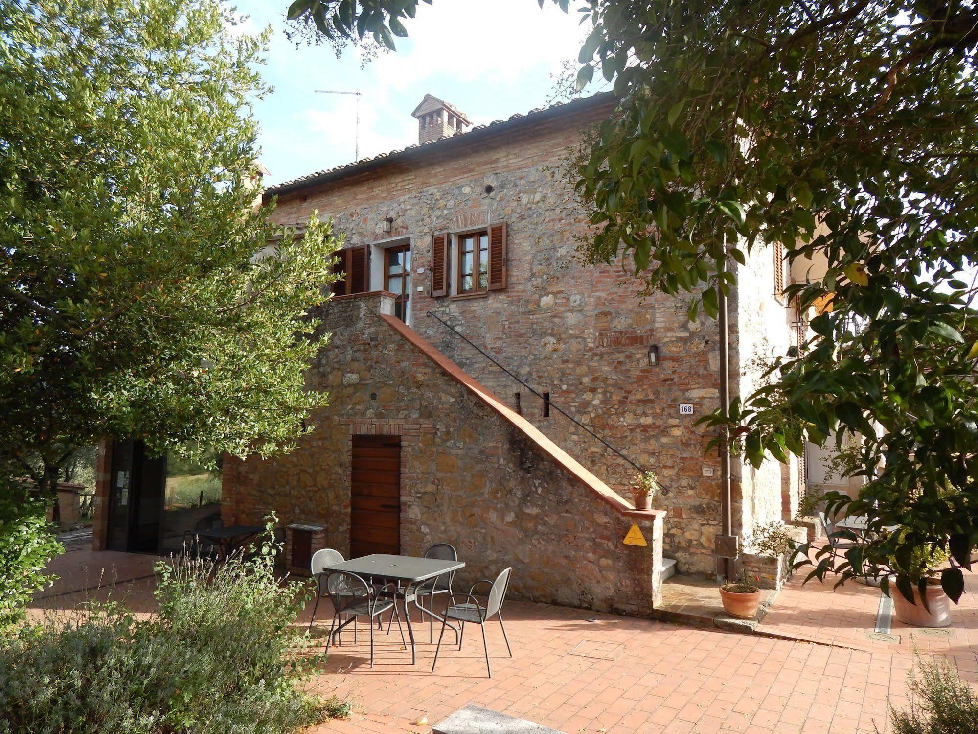 Fullino Nero Rta - Residenza Turistico Alberghiera Siena Exteriér fotografie