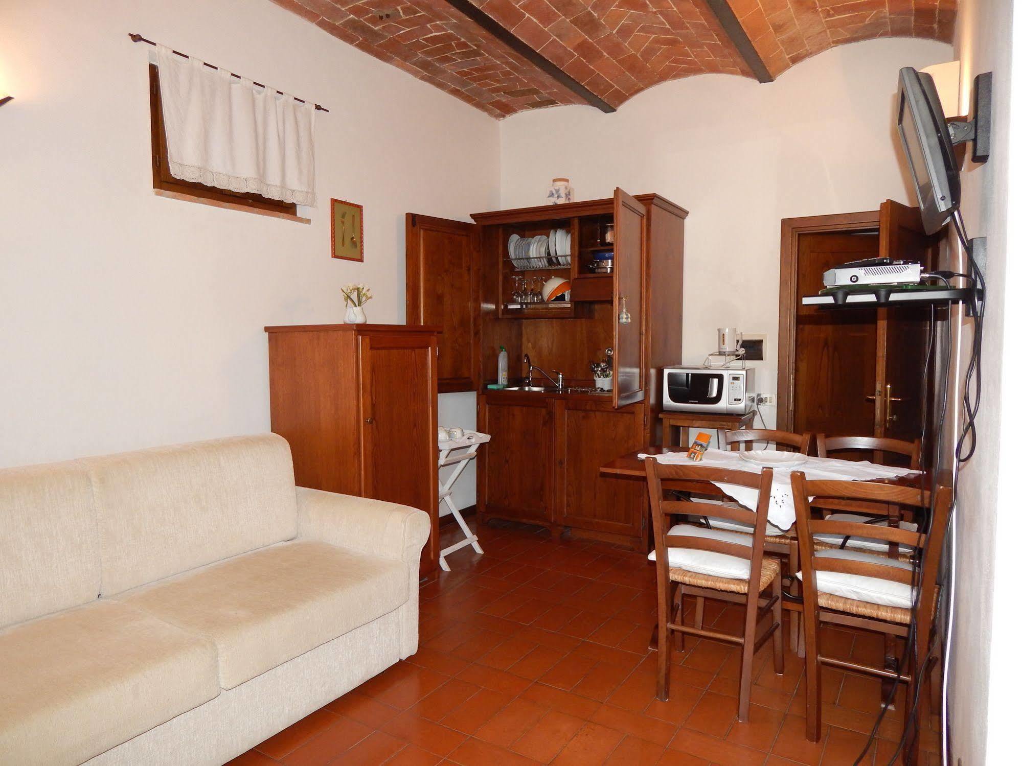 Fullino Nero Rta - Residenza Turistico Alberghiera Siena Exteriér fotografie